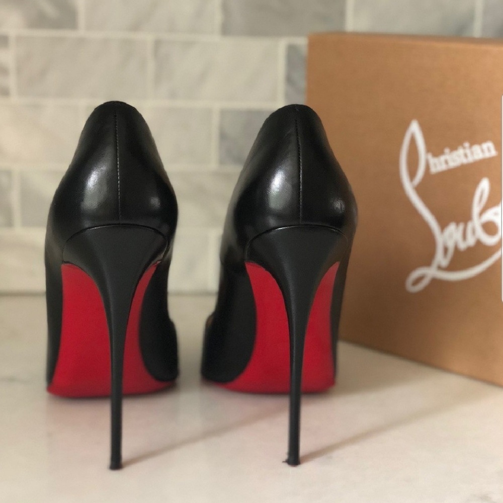 Christian Louboutin So Kate Heels ( size 41)